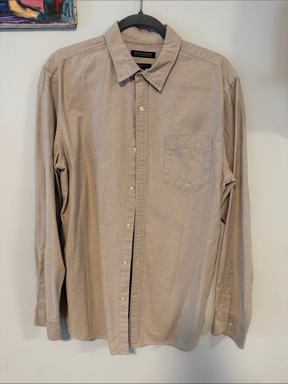 LIKE NEW👀Banana Republic Men's Button-Down Shirt in Light Beige